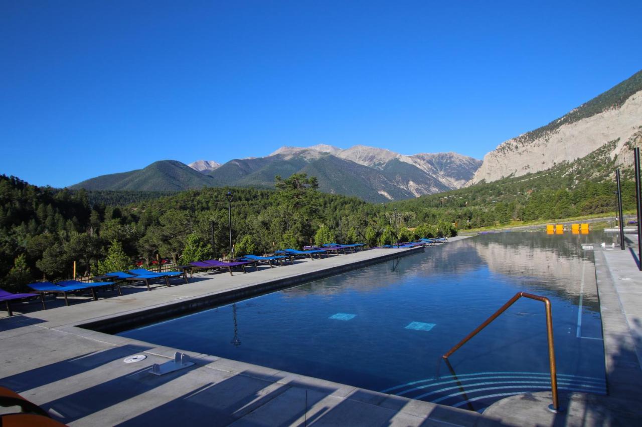 Mount Princeton Hot Springs Resort Nathrop Buitenkant foto